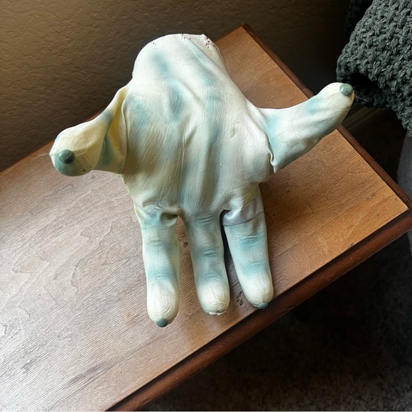 Spirit Halloween Crawling Monster Hand Addams Family Thing Animated Decor - Picture 6 of 12